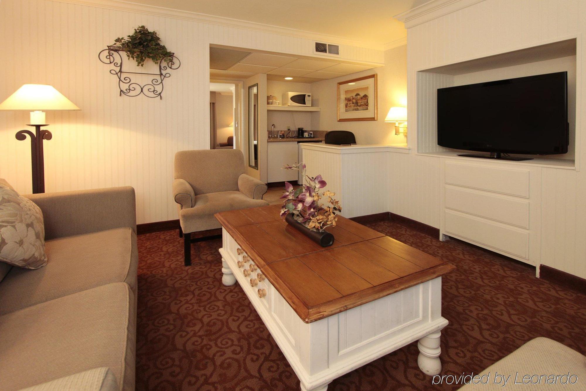 Best Western Posada Royale Hotel & Suites Simi Valley Exteriér fotografie
